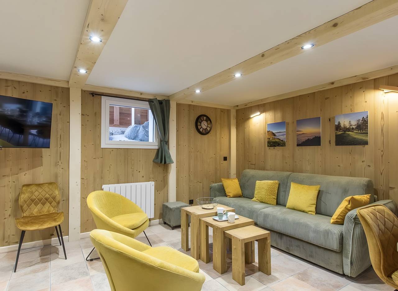 Ganze Wohnung, Appartement „Rose De Noël“ mit privater Terrasse und Wlan in Le Praz de Lys, Taninges