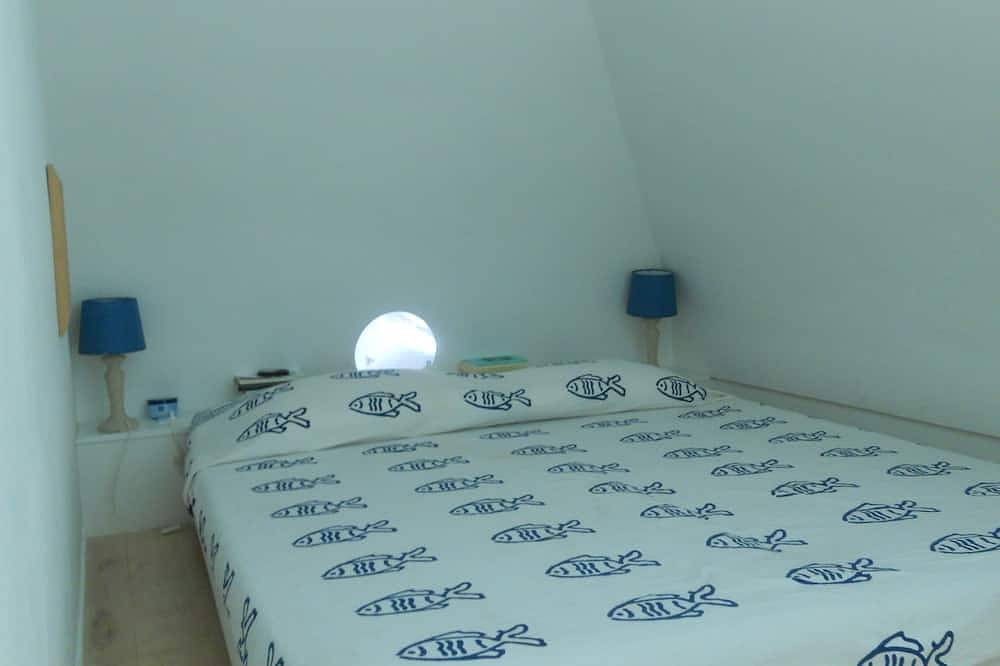 Ganze Wohnung, Ein Balkon mit Blick auf das blaue Meer des Argentario in Porto Santo Stefano, Grosseto Provinz