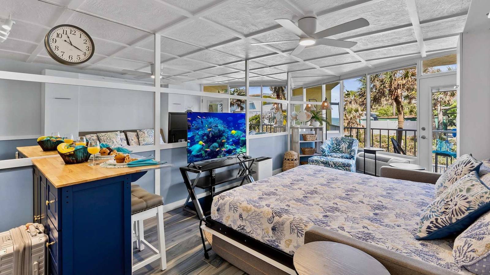 Ganze Wohnung, Ocean Oasis - Ocean View At Symphony Beach Club and King Bed in Ormond Beach, Florida