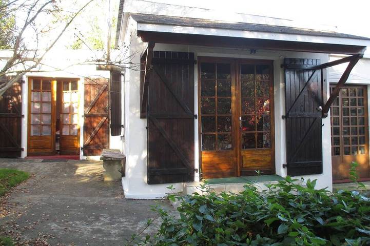 Gîte pour 4 personnes, avec jardin à Habas