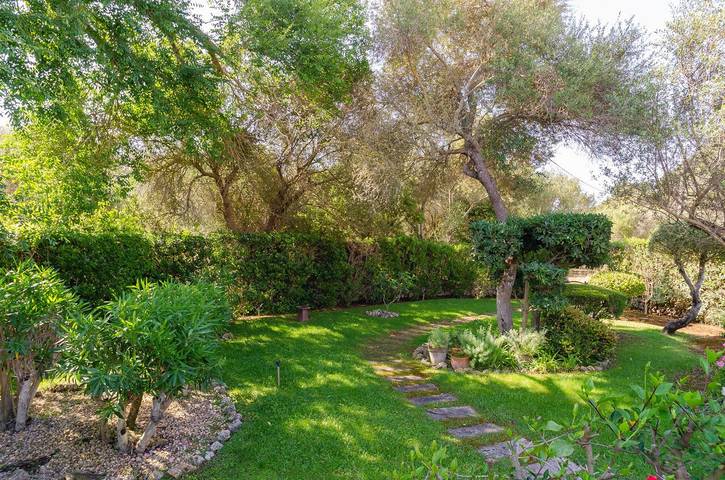 Location de vacances pour 8 personnes, avec jardin à Sant Lluís - 4