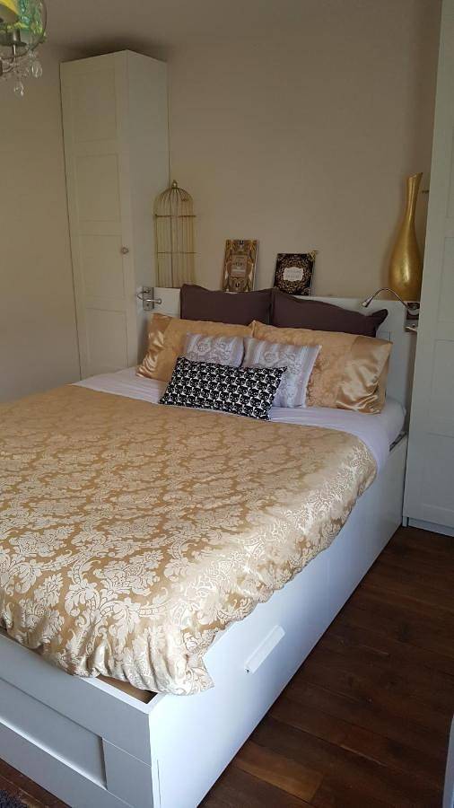 Chambre d’hôte pour 4 personnes, avec jardin et piscine, adapté aux familles à Neuville-de-Poitou - 2