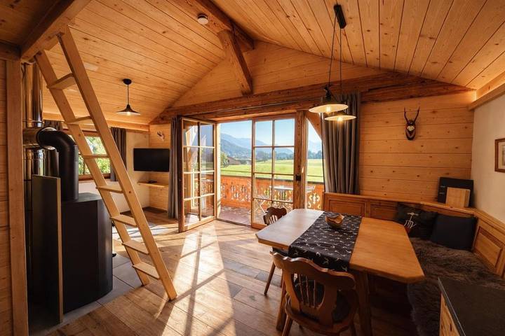 Chalet für 5 Personen, mit Balkon und Terrasse sowie Ausblick in Lofer