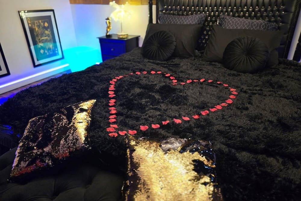 Ganze Wohnung, Love Room, Maison 60m2 Balnéothérapie, Sauna, Siège Massant et Pièce Secrète in Brachy, Dieppe und Umgebung