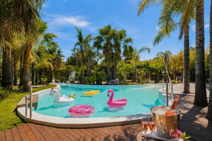 Casa rural para 16 personas, con Terraza y Jardín además de Piscina y Vistas en Bétera
