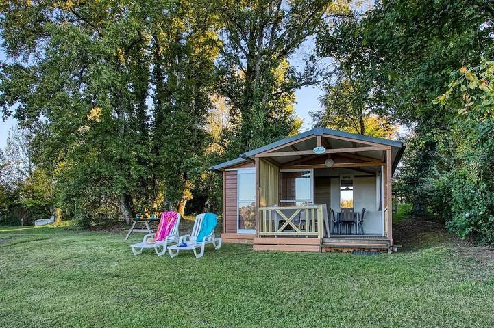 Gîte pour 5 personnes, avec terrasse à Saint-Cirq