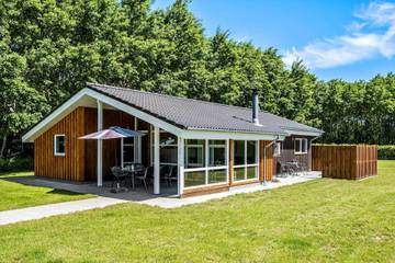 Ferienhaus für 6 Personen, mit Whirlpool und Garten sowie Terrasse und Sauna, mit Haustier in Himmerland