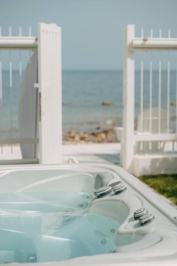 Natoli Beach House & Villas - Villa Floriana in Spiaggia Costa Turchina, Pollina