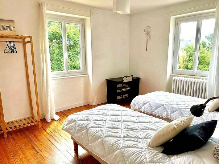 Location de vacances pour 6 personnes, avec terrasse et jardin, animaux acceptés dans Plage Pors Carn - 4