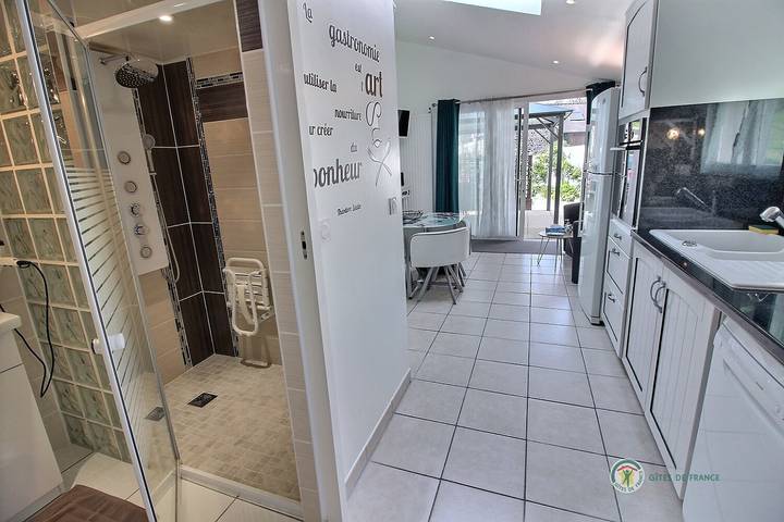 Gîte pour 2 personnes, avec jardin et terrasse, animaux acceptés