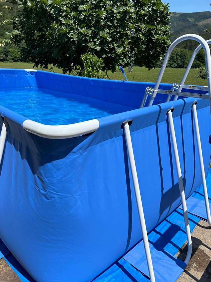 Casa rural para 9 personas, con vistas y piscina para niños además de piscina y jardín, Familias con niños en Asturias - 2