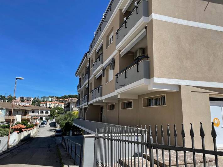 Gîte pour 4 personnes, avec balcon et vue à Penne - 3