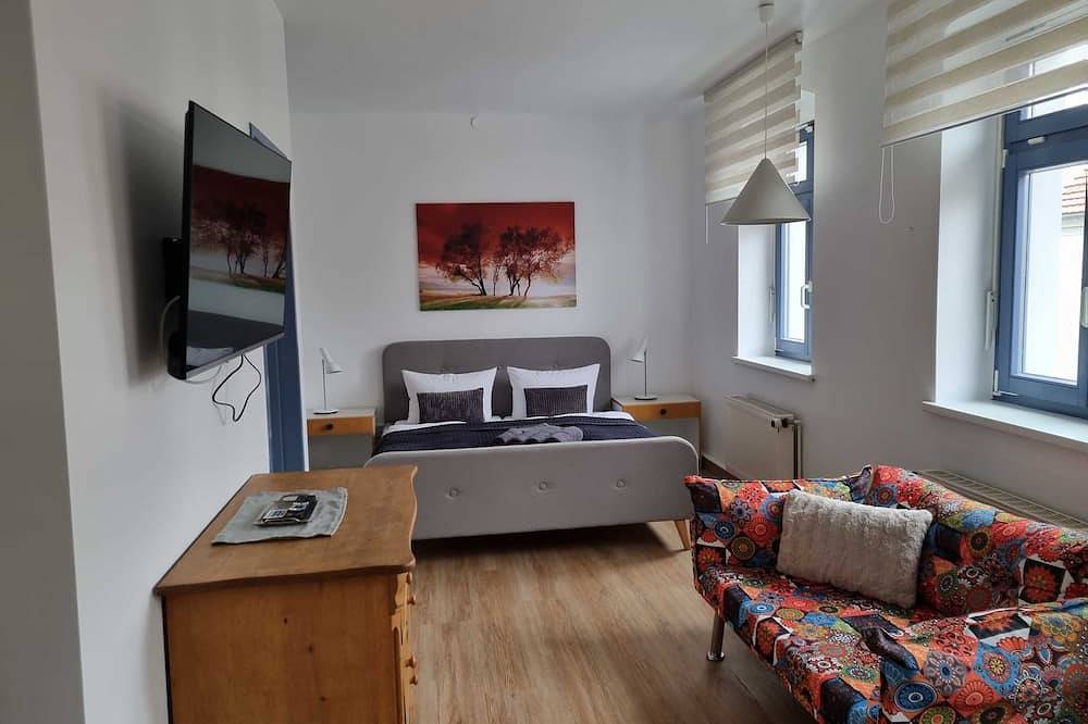 Hotel Kreuzbergbaude - Doppelzimmer in Jauernick-Buschbach, Markersdorf