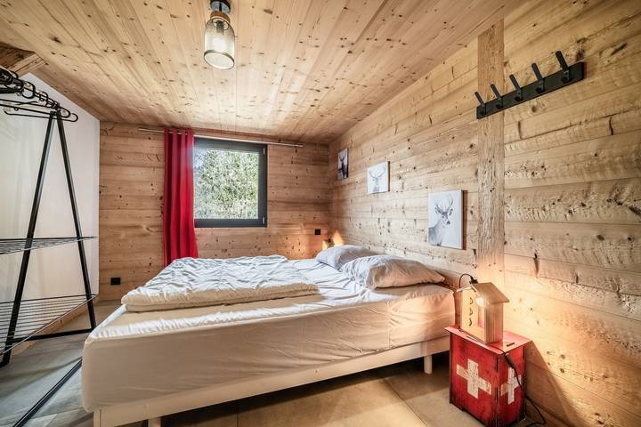 Ganze Wohnung, Appartement 'Martonne - Le Haut': Bergblick, Private Terrasse und WLAN in Châtel, Les Portes du Soleil