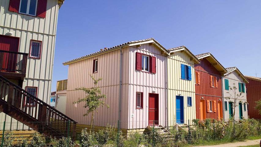 Ferienwohnung für 3 Personen, mit Pool und Seeblick sowie Garten, mit Haustier - 1