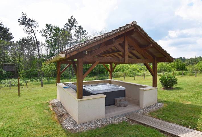 Location de vacances pour 5 personnes, avec piscine et jacuzzi à Blanquefort-sur-Briolance - 3