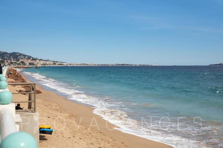 Appartement de vacances entier, Appartement de vacances pour 4 personnes avec piscine in Cannes, Côte méditerranéenne (France)