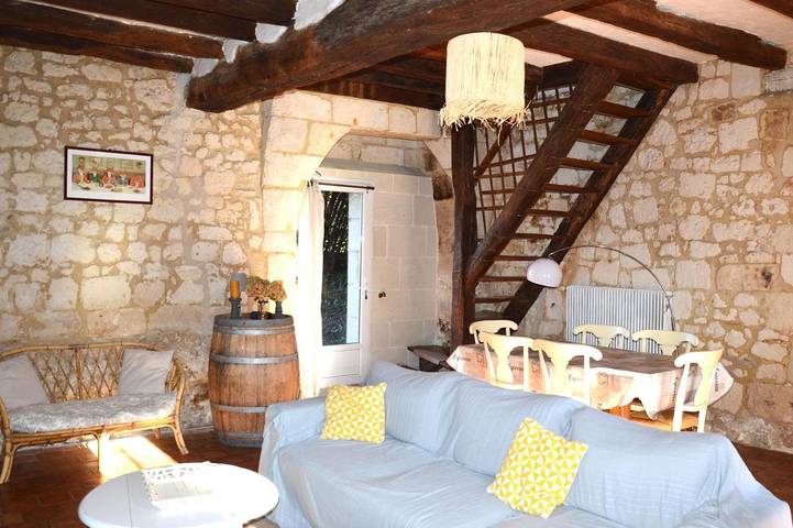 Location de vacances pour 7 personnes, avec vue et jardin à Neuillé - 4