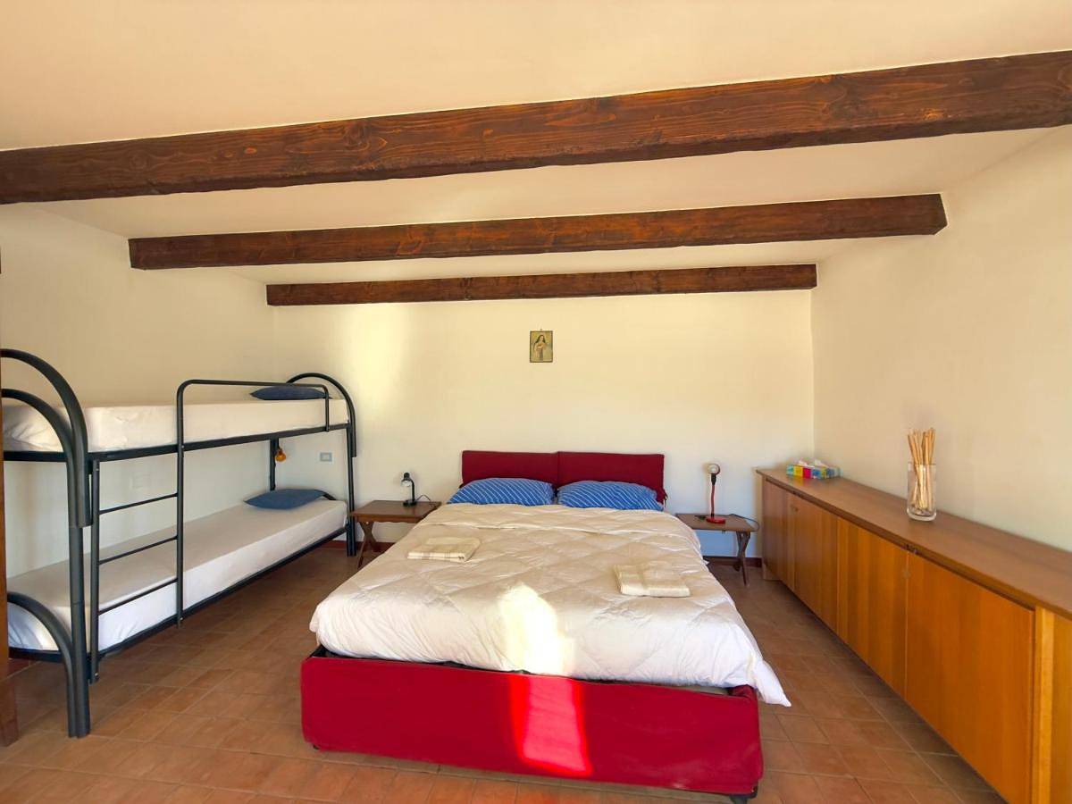 Casa Paradiso in Spiaggia d'Oro (Imperia), Imperia