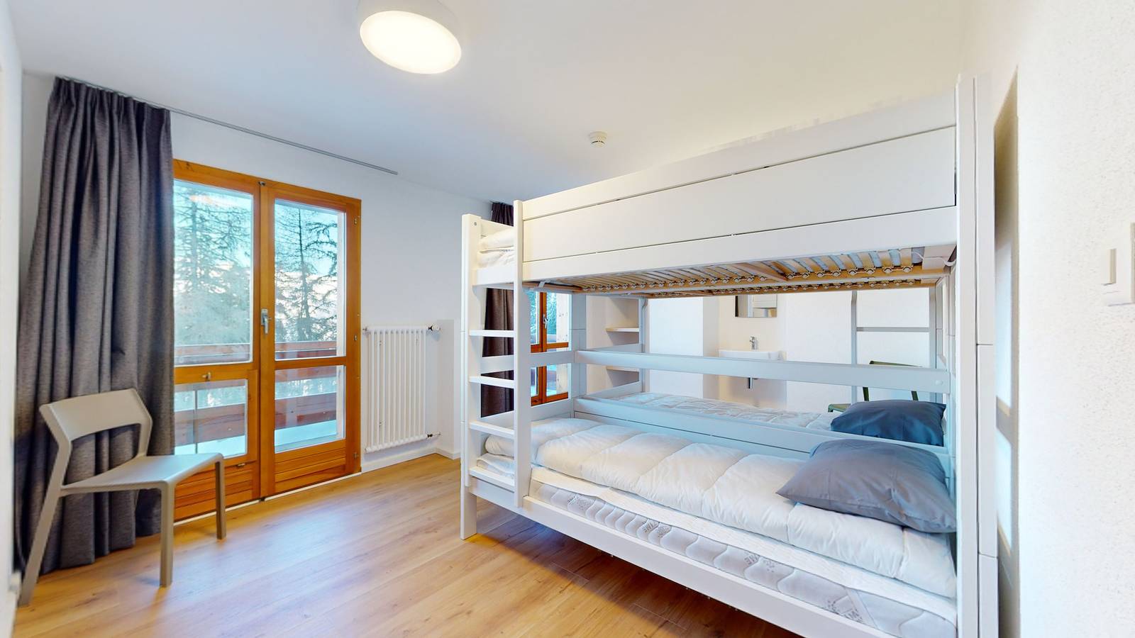 Ganze Ferienwohnung, Chalet de l'Ours Authentic Etage Penthes 14 pers in Les Agettes, Walliser Alpen