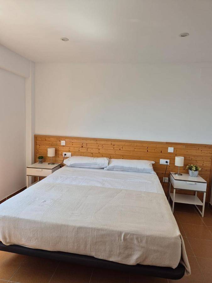 Hotel para 3 personas, con Vistas en Viver - 3