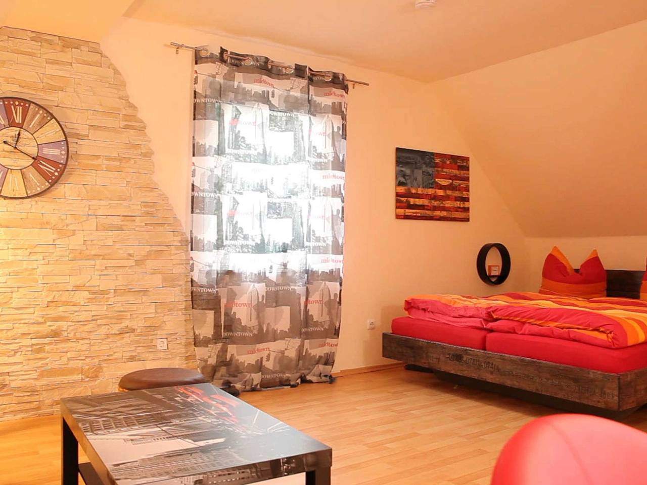 Ganze Ferienwohnung, Art City-Studio Kassel 5 in Niestetal, Hessisches Bergland