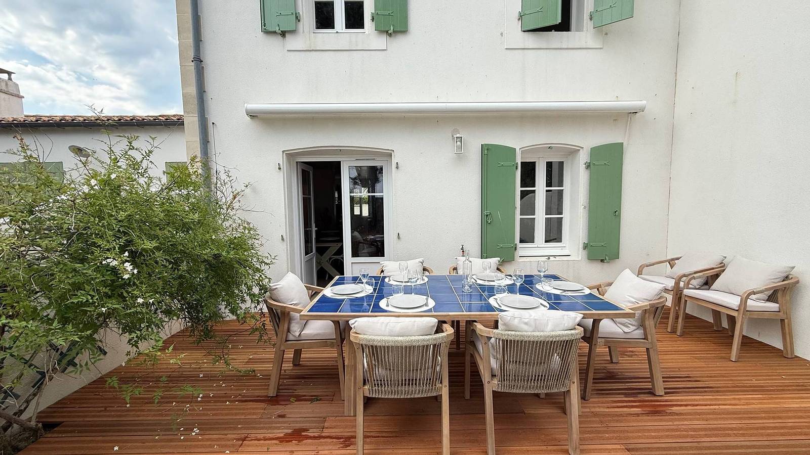 Apartamento vacacional entero, Villa with pool, tennis court, bowling alley in La Couarde-sur-Mer, Isla de Ré