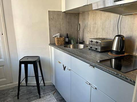 Apartamento vacacional entero, Loft - Sleeps 3 - Wifi - Close to Attractions in Norrmalms stadsdelsområde, Estocolmo