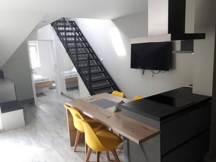 Apartament wakacyjny dla 6 osób, z basen dla dzieci i ogród oraz basen - 1