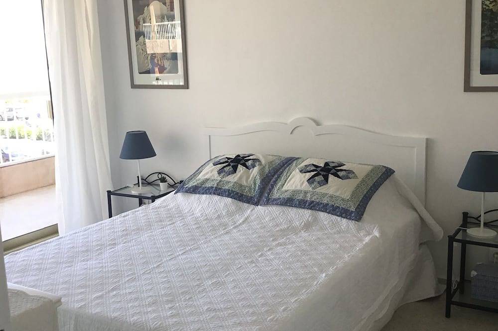 Appartement entier, Très bel appartement au bord de la plage (6pers) in Fréjus Plage, Fréjus