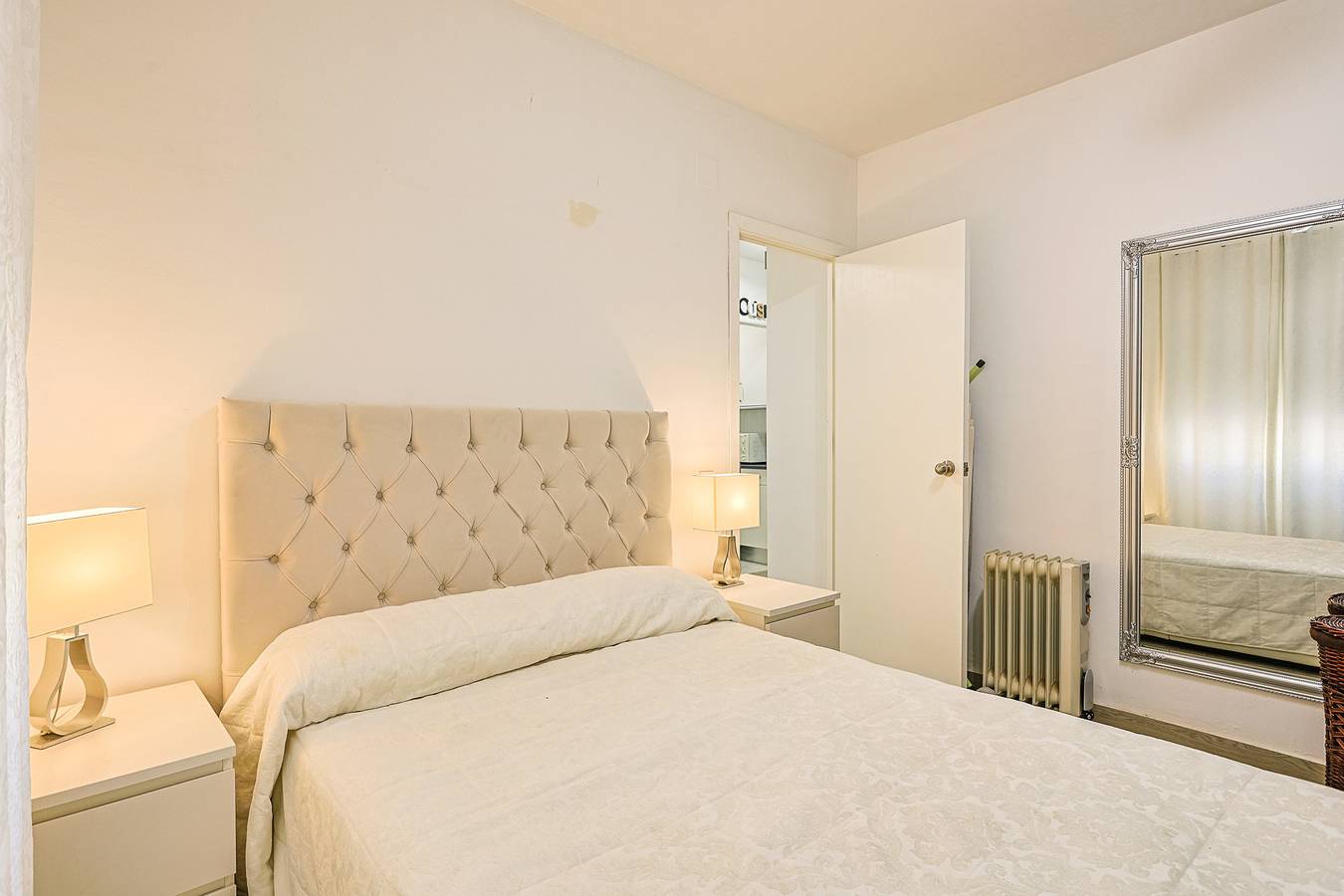 Apartamento entero, Apartamento con Aire Acondicionado en Marqués de N in Nervión, Sevilla