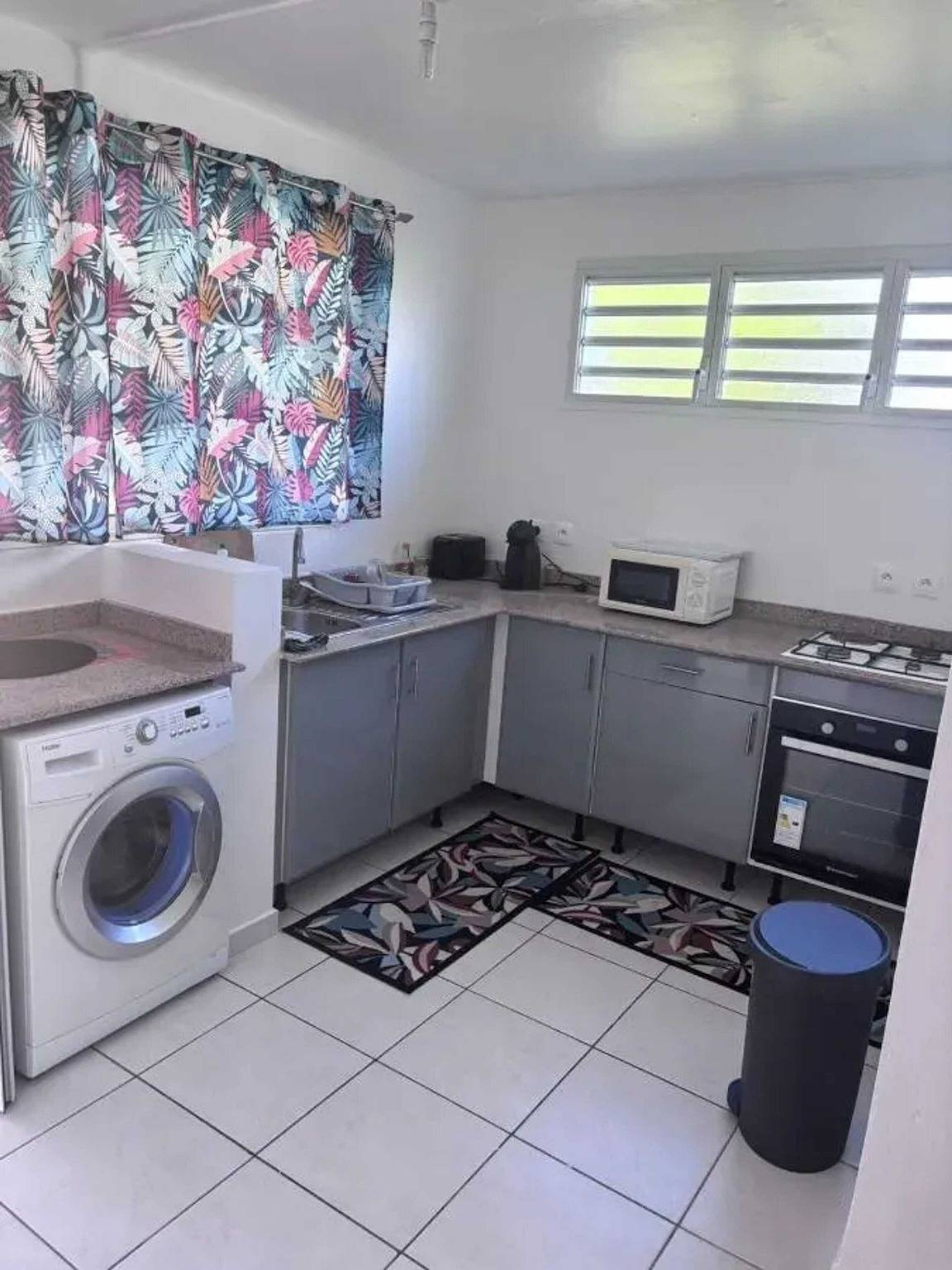Entire apartment, Comfortable Apartment in Lamentin 60 m² with Garden in Lamentin, Guadeloupe (Caribbean)