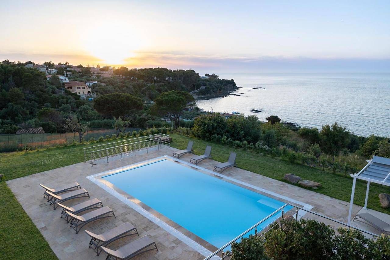 Appartamento intero, Aura Maris beach residence Mazzaforno in Mazzaforno, Cefalù (Comune)