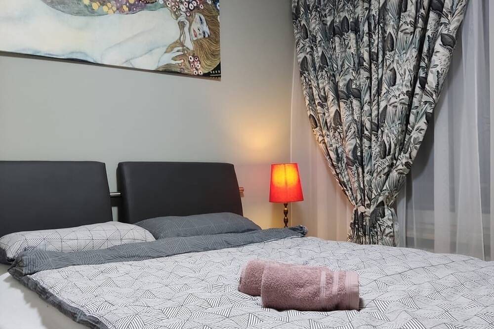 Ganze Wohnung, Nahe Airport Ber/ Adlershof und Studio Berlin, ruhig gelegen; Öpnv; Bab; Netflix in Schönefeld, Dahme-Spreewald
