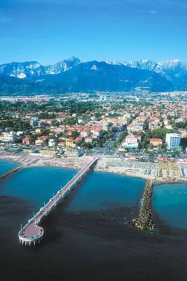 Ferienwohnung für 4 Personen, mit Garten in Marina di Massa - 2