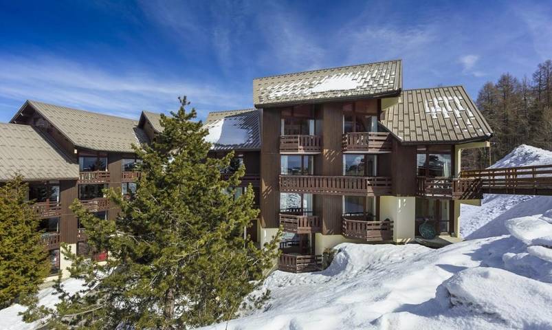 Hôtel pour 2 personnes, avec sauna ainsi que piscine et jacuzzi