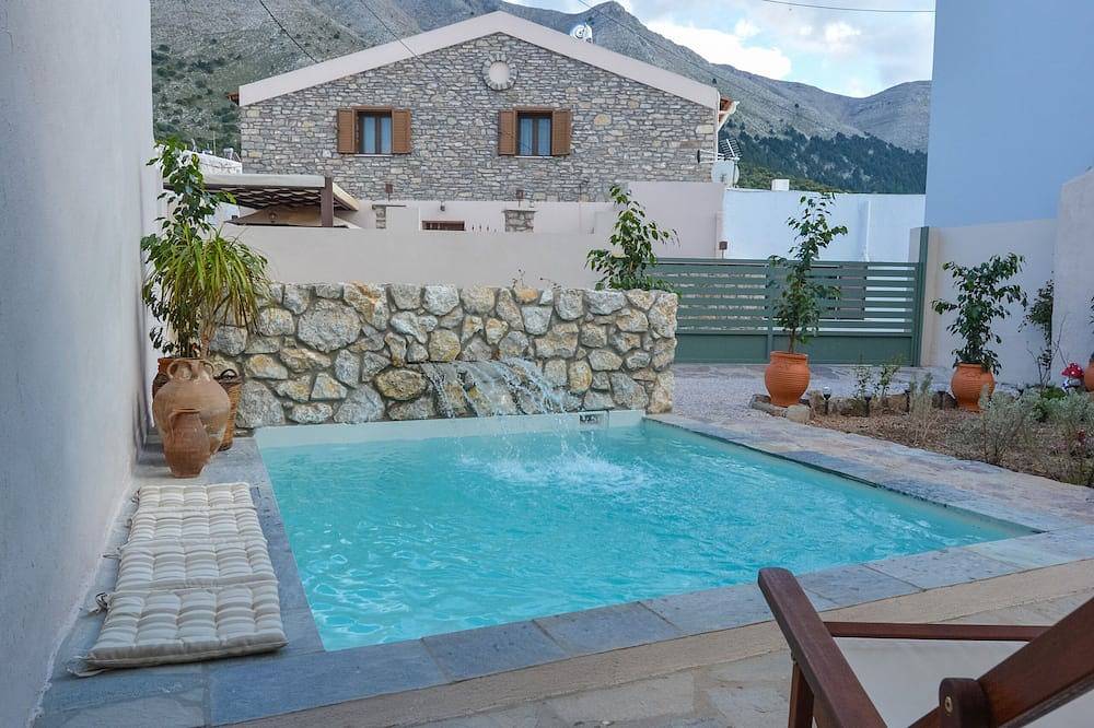 Anassa Mountain House in Rodi
