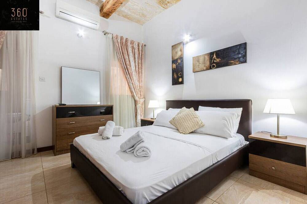 Ganze Wohnung, Seafront - Top Location, Top floor with Wifi & Ac in Valletta, Insel Malta