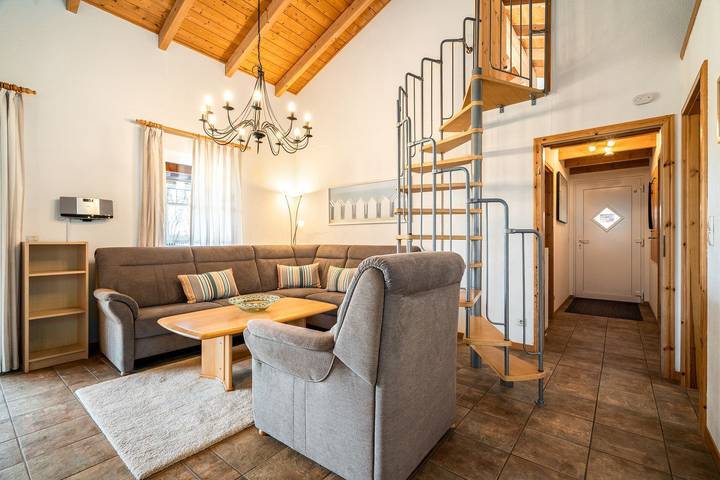 Ferienhaus für 7 Personen, mit Garten, mit Haustier in Jabel - 4