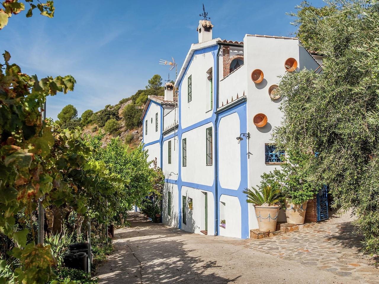 Cottage in Rute with Pool and Stunning Views in Rute, Sierras Subbéticas