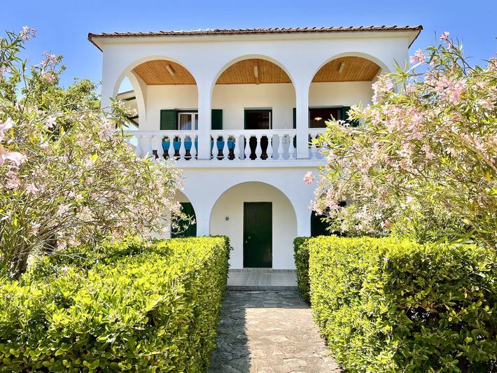 Villa für 18 Personen, mit Garten und Balkon auf Korfu - 2