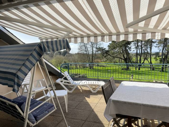 Gîte pour 6 personnes, avec terrasse dans Plage Tumiac