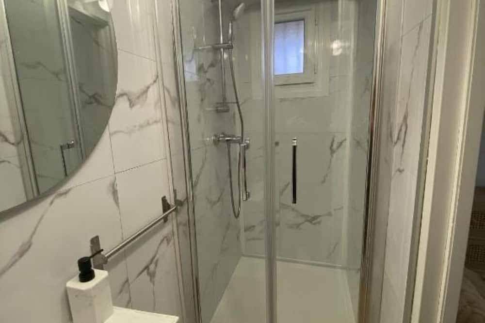 Apartamento entero, Disney Love - Val D Europe - Vallée Village - Village Nature - Parc Asterix in Thorigny-sur-Marne, Sena y Marne