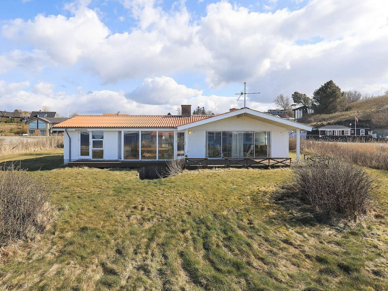 Ferieudlejning til 10 Personer i Hvalpsund, Farsø