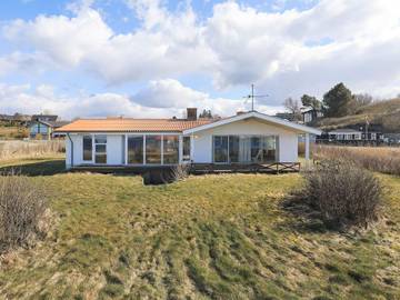 Ferienhaus für 10 Personen, mit Terrasse in Hvalpsund