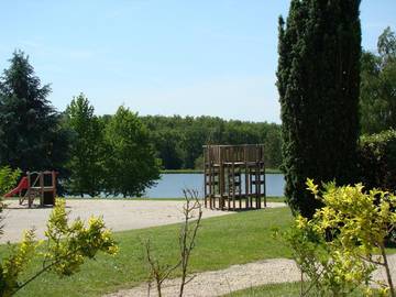 Gîte pour 4 Personnes dans Saint-Brice-sur-Vienne, Région de Rochechouart, Photo 2