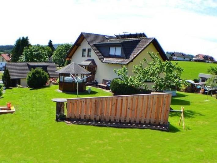 Ferienwohnung für 3 Personen, mit Terrasse und Garten in Hilders - 2