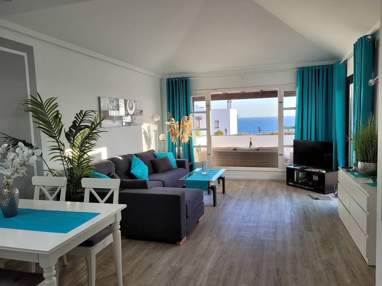 Geheel vakantieappartement, Vakantieappartement voor 2 personen met terras in Puerto del Carmen, Tías
