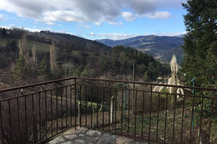 Location de vacances pour 2 personnes, avec terrasse et jardin à Lamastre - 4