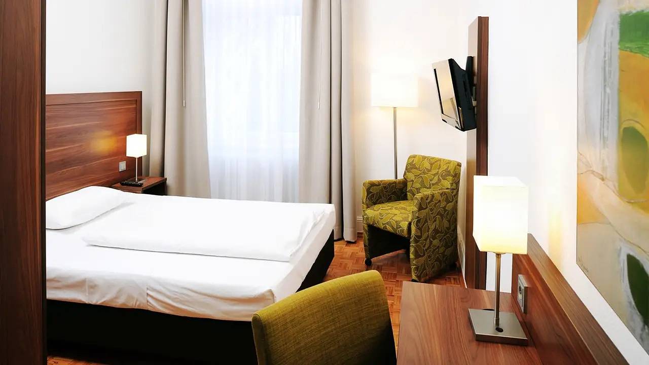 Doppelzimmer für 2 Personen in Rastatt in Rastatt, Nordschwarzwald